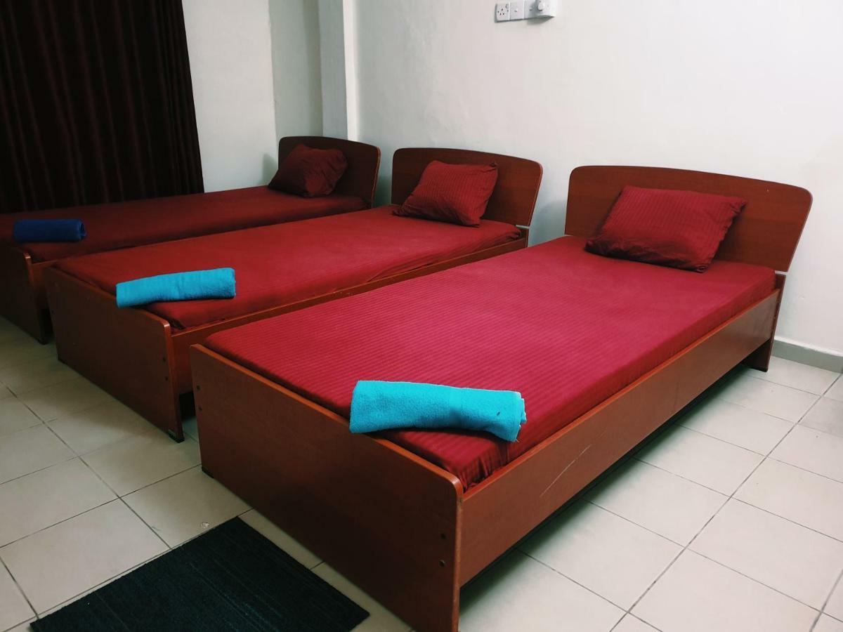 Oasis Skybeach Hostel - Negombo Exterior photo